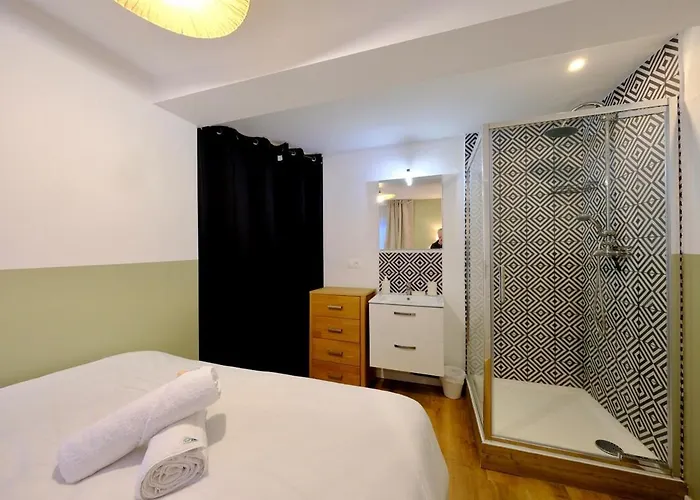 - Moderne Pour 4 Elbeuf